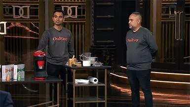 Mako client ChaiEasy pitching their idea on Dragons' Den.