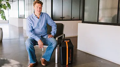 Jonathan Schloo on Dragons Den